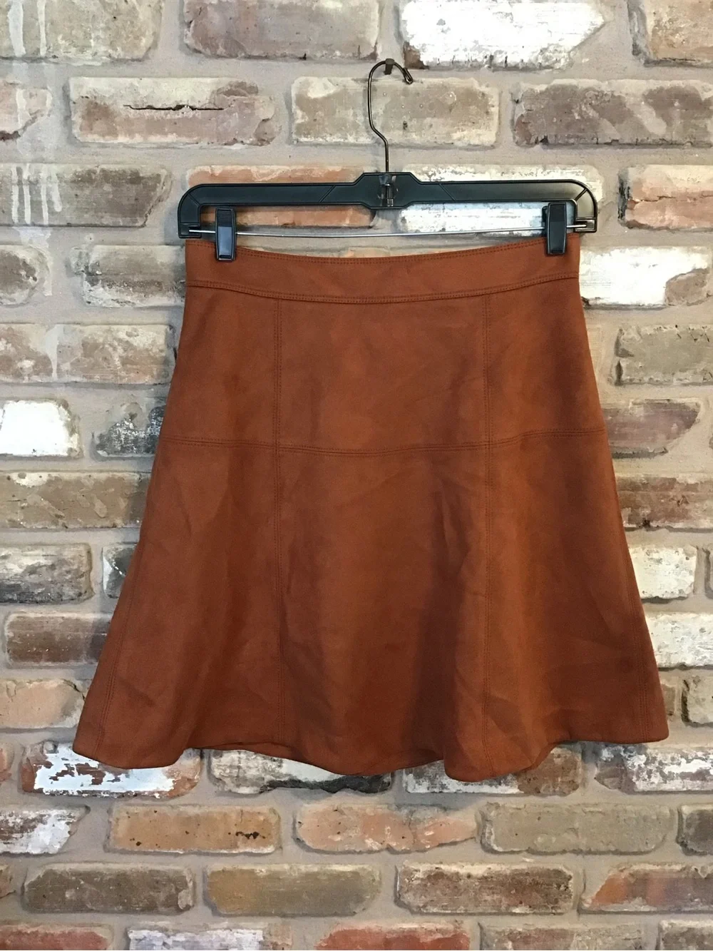 Ann Taylor line silhouette